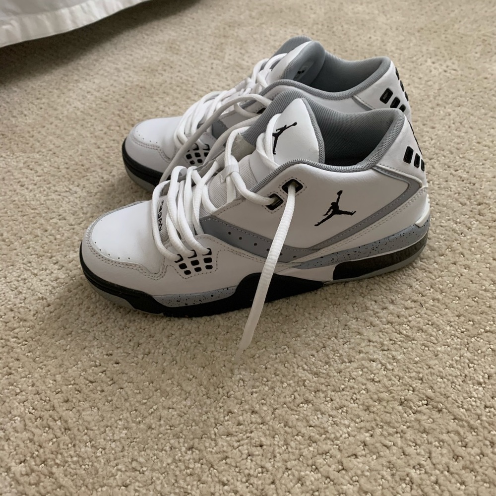 Jordan’s size 5y